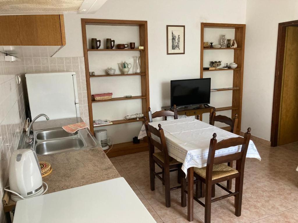 Ija Apartment คิร์ก ภายนอก รูปภาพ